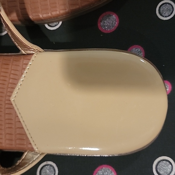 @@ CUTENESS - Picture 8 of 8